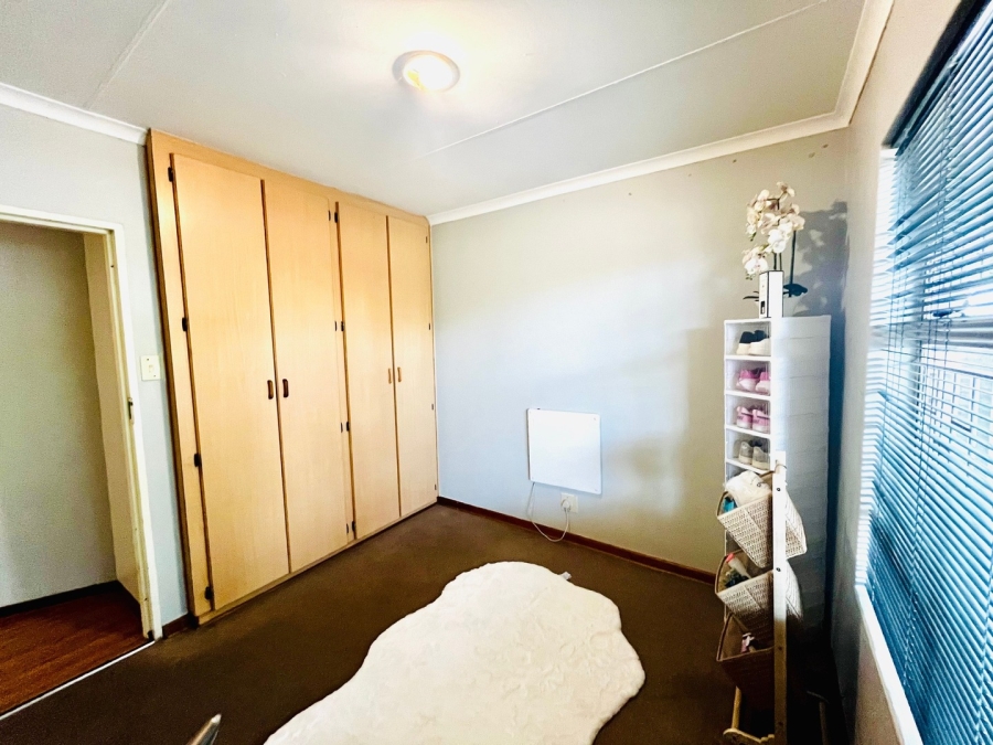 3 Bedroom Property for Sale in Langenhovenpark Free State